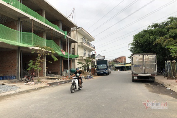 Cuối năm, người người vác bao tải tiền lao vào cơn sốt đất - Hình 6