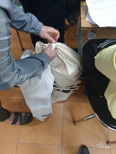 Cuối năm, người người vác bao tải tiền lao vào cơn sốt đất - Hình 5