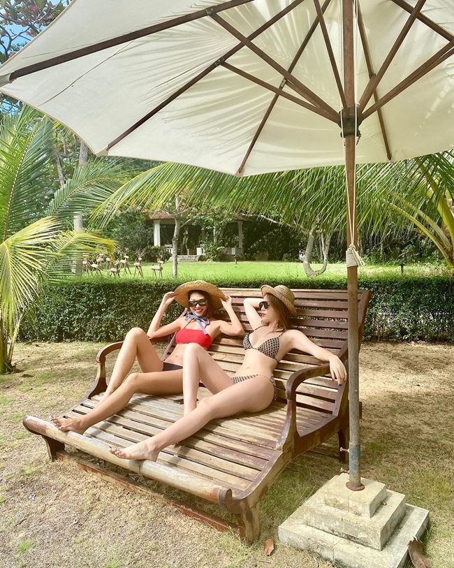 Không còn nghi ngờ gì nữa, đây chính là cặp đôi bikini đẹp đều nhất showbiz Việt - Hình 2