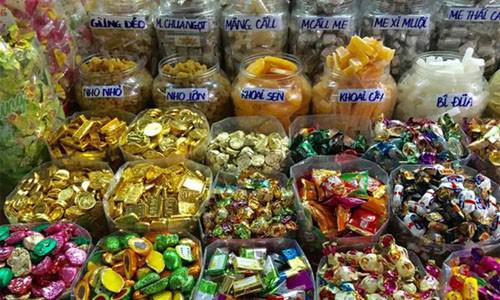Lựa chọn thực phẩm, bánh kẹo an toàn trong dịp Tết - Hình 1