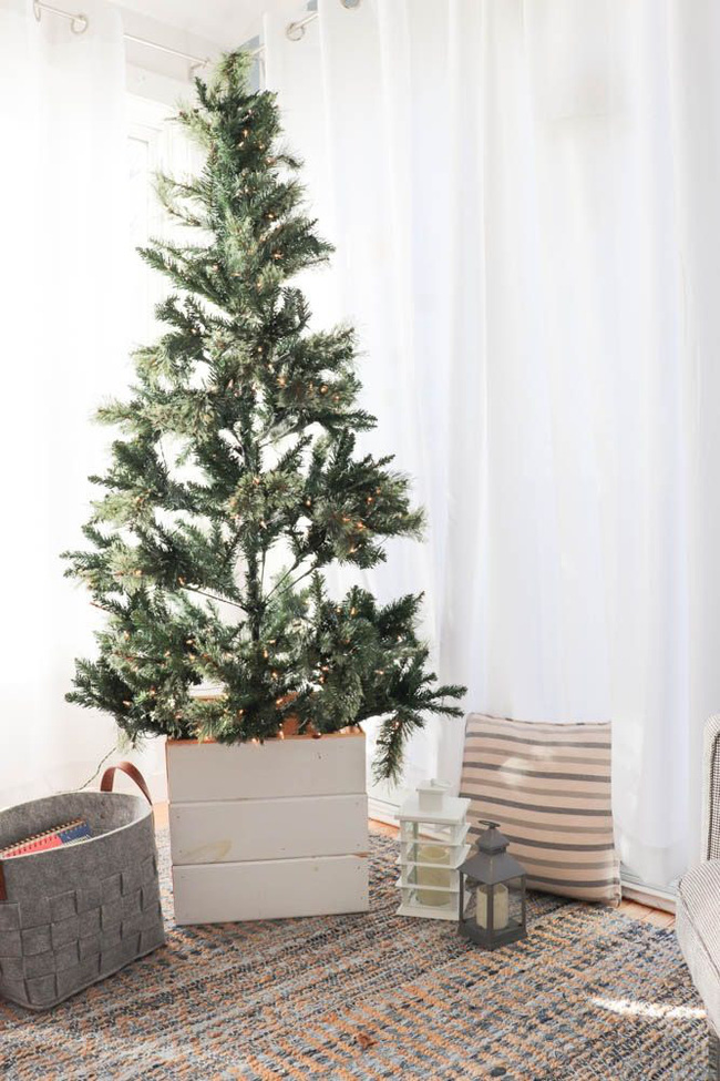 Những ý tưởng decor giá đỡ cây thông vừa nhanh chóng vừa tiết kiệm tạo nét độc đáo cho ngôi nhà dịp Noel - Hình 8