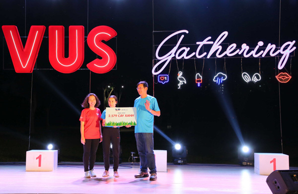 'Run for the Earth' quyên góp 2.579 cây xanh - Hình 6