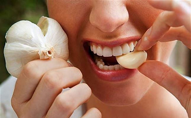 Tỏi vô cùng tốt nhưng cũng độc nếu ăn sai cách, ăn thế nào cho đúng? - Hình 2