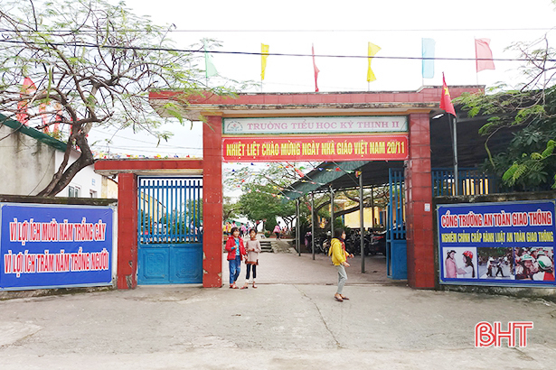 Trắng giáo viên ngoại ngữ, nhiều trường học ở TX Kỳ Anh nợ phụ huynh đến bao giờ?! - Hình 1