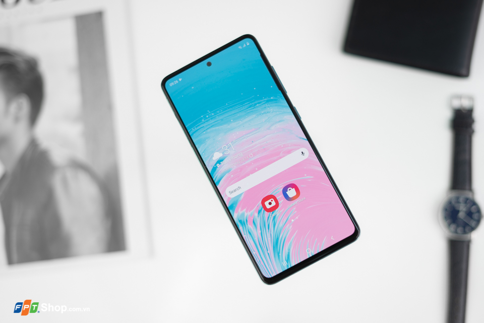 Trên tay Samsung Galaxy A51: Màn hình đẹp như Note 10, 4 camera, giá hấp dẫn - Hình 12