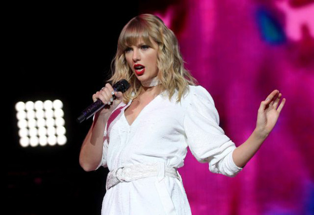 Chị Rắn Taylor Swift: Sáng tác cho lắm rồi quên lời tùm lum, đến hit của mình cũng không nhận ra luôn? - Hình 6