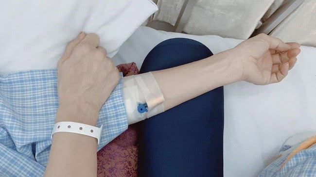 Cẩm Ly nhiễm trùng cánh tay, nhập viện cấp cứu khẩn cấp hủy show diễn - Hình 3