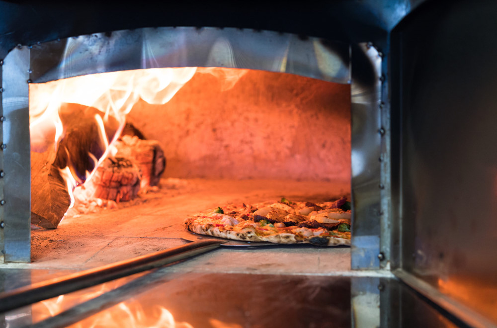 5 quán pizza nướng củi đúng chất Italy nhất ở Hà Nội - Hình 10