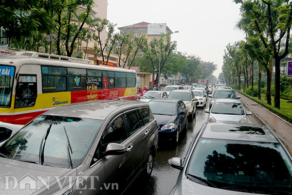Ảnh, clip: Thủ đô tắc đường kinh hoàng những ngày cận Tết - Hình 3
