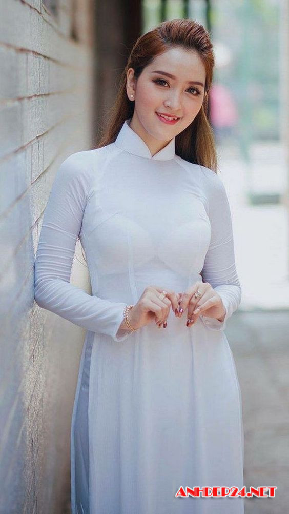 Bộ sưu tập những bộ áo dài nữ sinh đẹp nhất Việt Nam - Hình 8