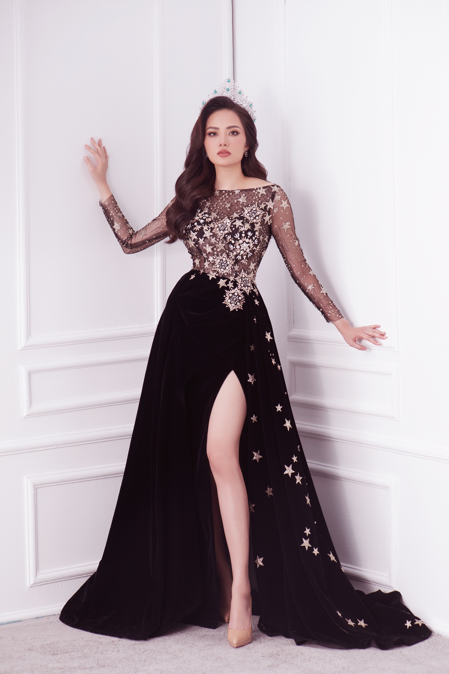 Hoa hậu Du lịch Toàn cầu 2019 Nguyễn Diệu Linh đẹp kiêu hãnh trong bộ ảnh chào xuân - Hình 5