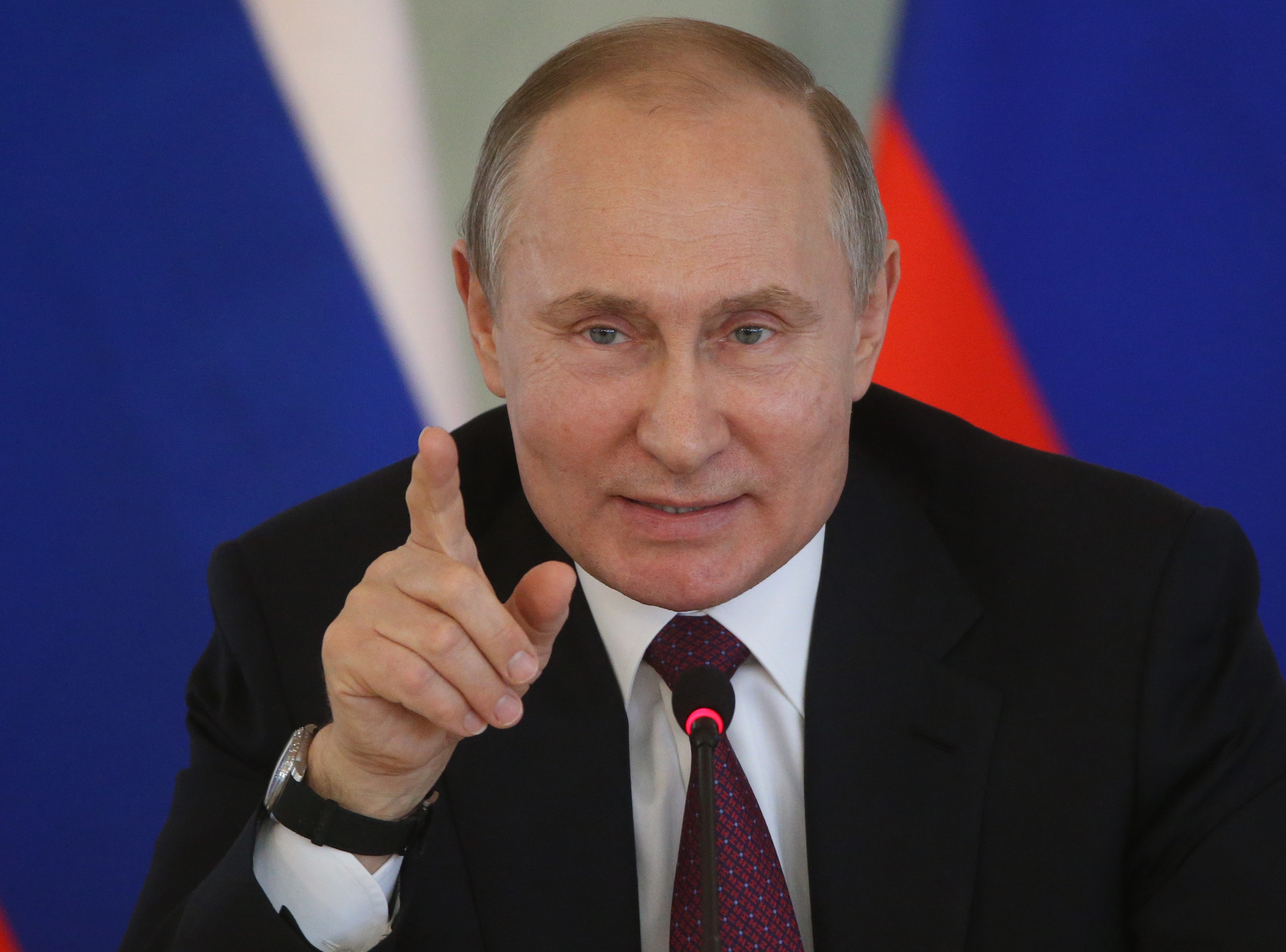 INF: Putin rắn mặt với Trump - Hình 1