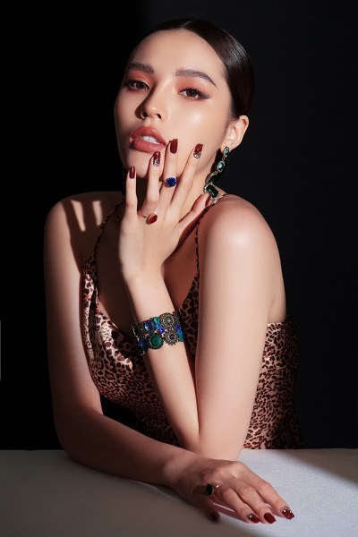 Kỳ Duyên biến tấu với 5 màu móng đón Tết nguyên đán - Hình 1