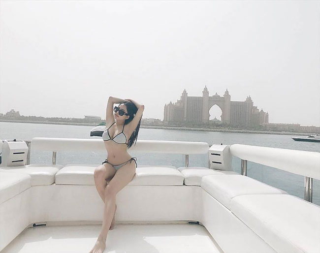 Vẻ đẹp đời thường bốc lửa của hai hot girl đóng Táo Quân 2019 - Hình 8