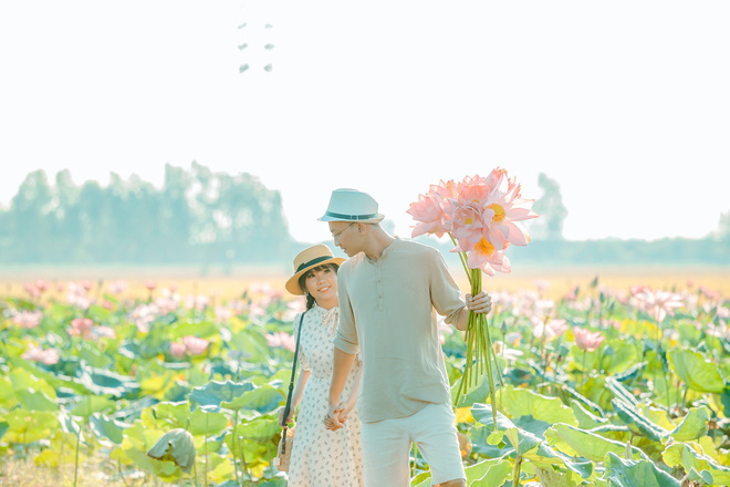 Đã lùng ra địa chỉ cánh đồng sen rộng bát ngát tại An Giang: Thiên đường sống ảo là đây chứ đâu nữa! - Hình 7