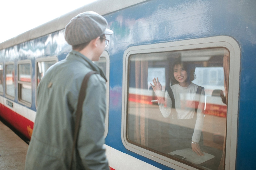 Muốn hạnh phúc khi yêu xa phải chủ động, đừng yêu trong quá khứ và kỷ niệm - Hình 2