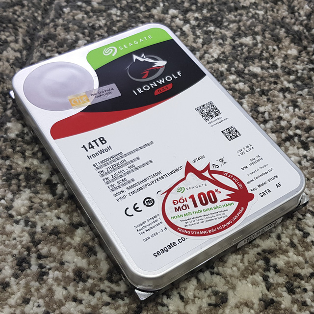 Trên tay ổ cứng có dung lượng lớn nhất thế giới: Seagate IronWolf 14TB, chứa được cả trăm tựa game dung lượng khủng - Hình 1