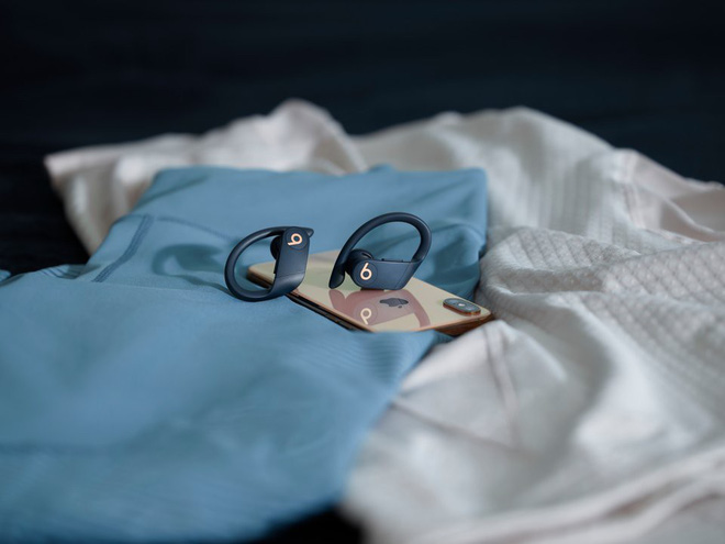 Apple ra mắt cặp tai nghe không dây mới, Powerbeats Pro, thời lượng pin dài hơn, nhiều tùy chọn màu sắc hơn - Hình 6