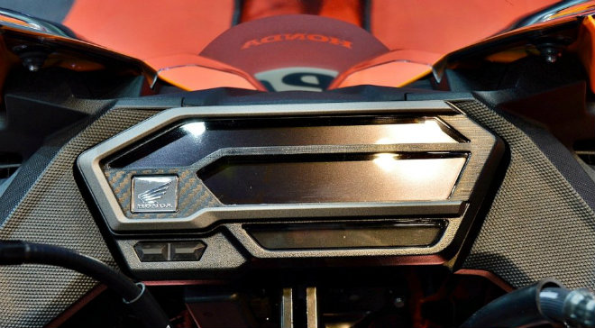Đánh giá chi tiết 2019 Honda CBR150R giá 72,3 triệu đồng - Hình 5
