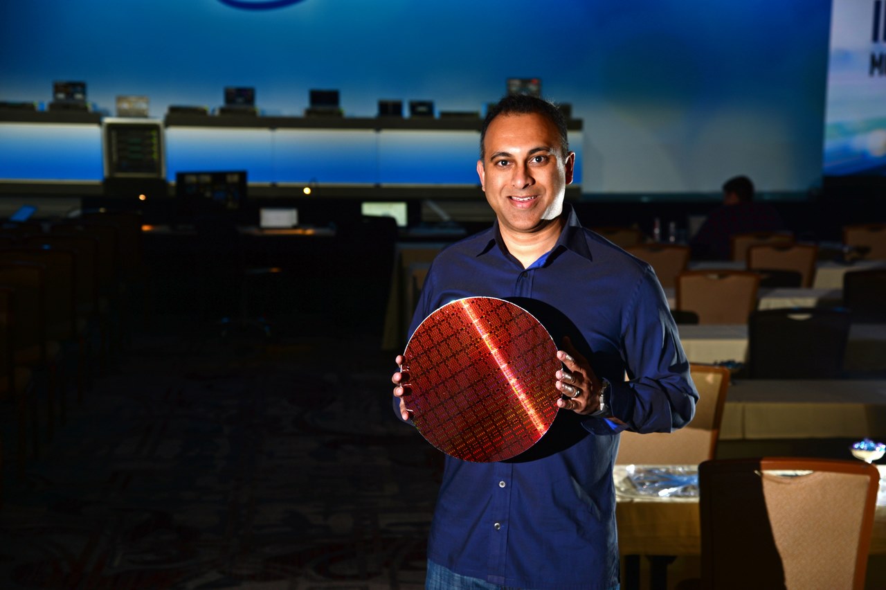 Intel trình làng Xeon Scalable thế hệ 2 và Optane DC Persistent Memory chuyên cho máy chủ - Hình 1