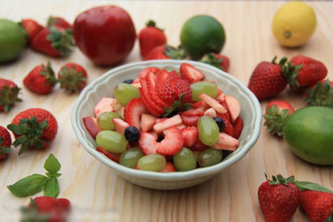 Muốn trắng da dưỡng bên ngoài đã đủ chưa? - Hình 2