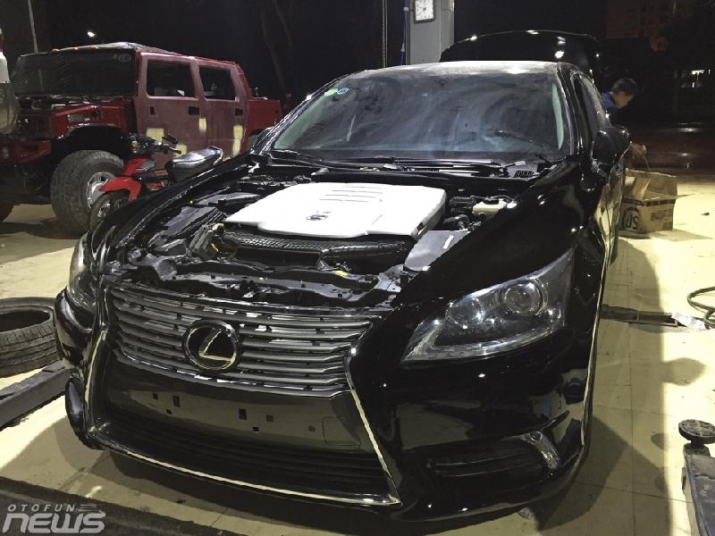 Nâng cấp Lexus LS460 2008 lên đời 2017 chỉ với 350 triệu đồng - Hình 4