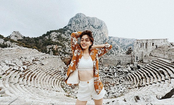 Phương Nga hạnh phúc khoe ảnh du lịch với Bình An, fan khuyên sang năm chụp ảnh cưới? - Hình 4