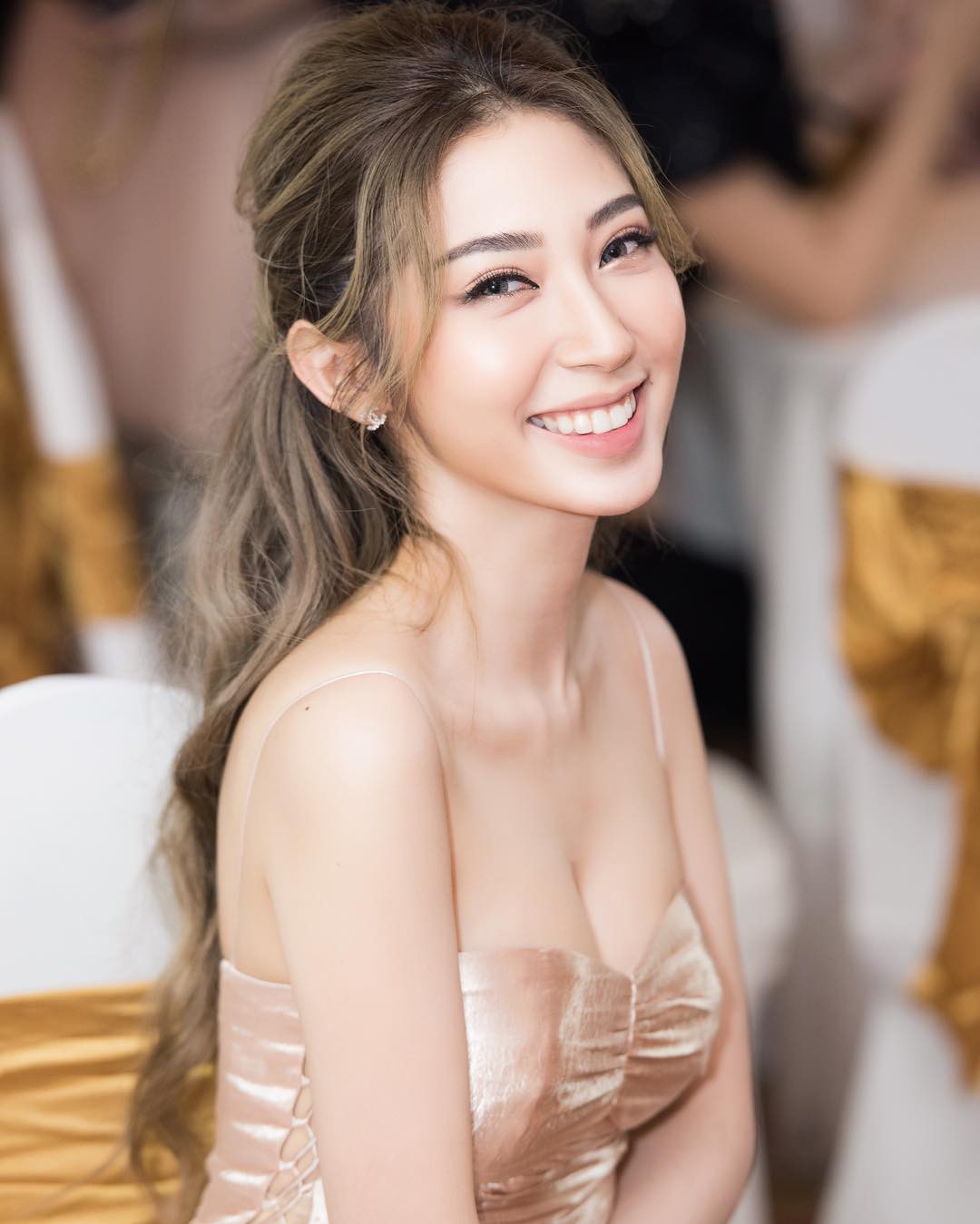 Sao Việt hậu chia tay: Midu quyến rũ, gợi cảm hơn bội phần nhưng vẫn chưa là gì so với cô nàng này - Hình 14