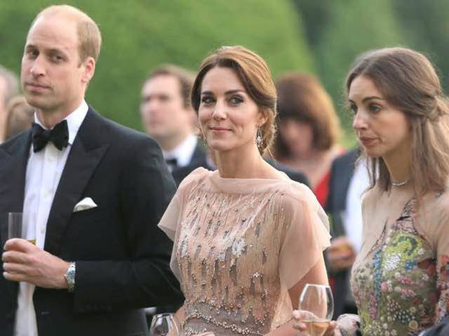 Tiểu tam tin đồn sở hữu nhan sắc thế nào mà có thể hớp hồn William, khiến Kate tức giận - Hình 6