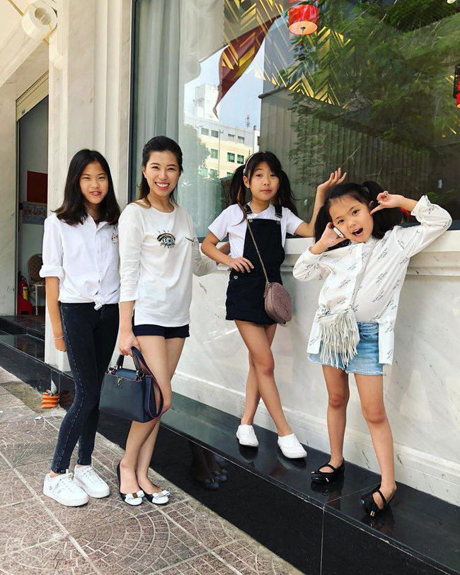 Vụ bé gái bị sàm sở trong thang máy, hot mom 3 con Sài Gòn lên tiếng: Không bao giờ là quá nhỏ để dạy con tự vệ! - Hình 2
