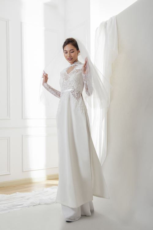 Phương Trang  nàng công chúa với chiếc váy cưới trắng tinh khôi  VÁY CƯỚI  CAO CẤP LINH NGA BRIDAL