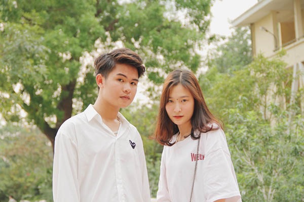 Cặp đôi 10X Bắc Ninh đang khiến cộng đồng mạng xôn xao bởi vẻ đẹp trẻ trung, năng động, và sự hạnh phúc tỏa nắng của họ. Hãy xem hình ảnh để bắt đầu một ngày mới đầy cảm hứng!