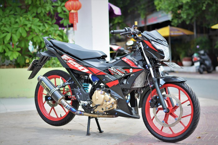 Raider 150 độ hàng khủng đẹp nhất của biker Việt