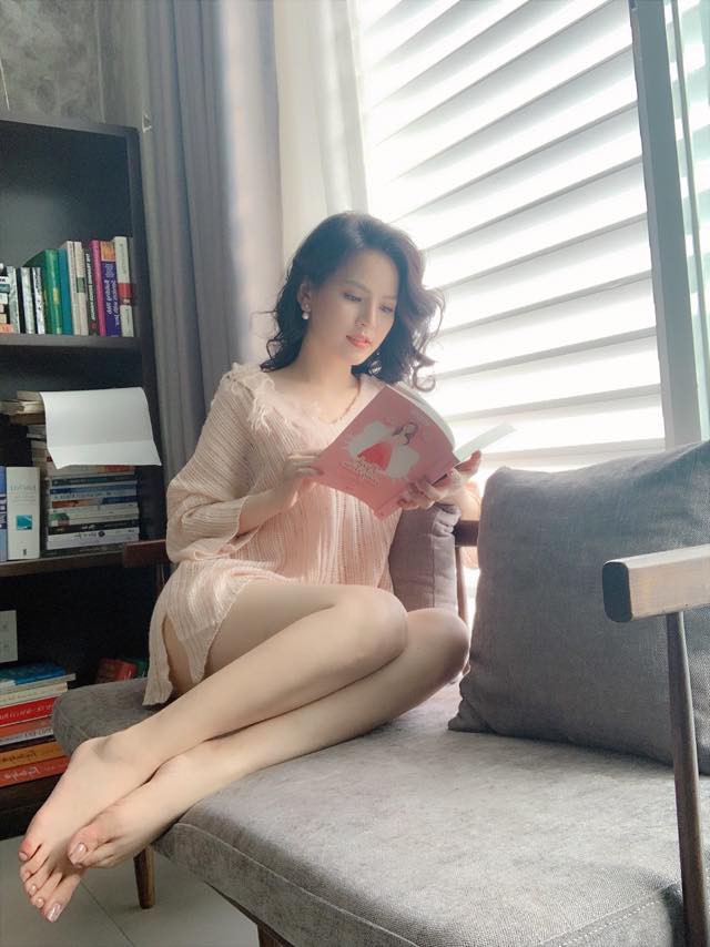 Cận cảnh vẻ cảm khó cưỡng của hot girl Mì Gõ Phi Huyền Trang - Hình 3