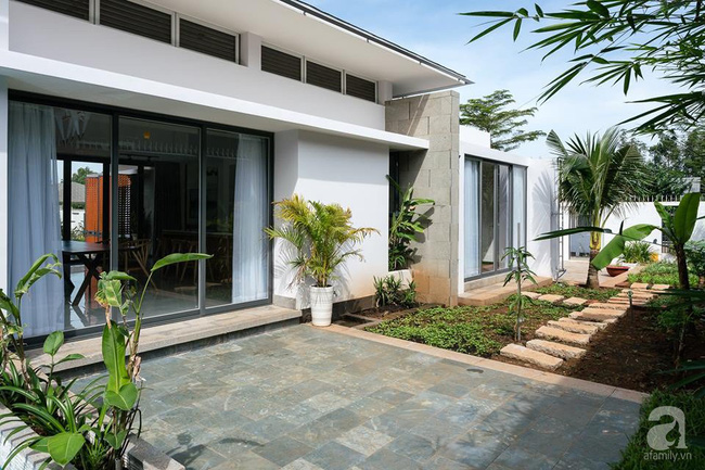 Đồng Nai: Ngôi nhà vườn ở ngoại ô xanh tươi, trong lành với cây cối tỏa bóng nắng quanh nhà - Hình 6