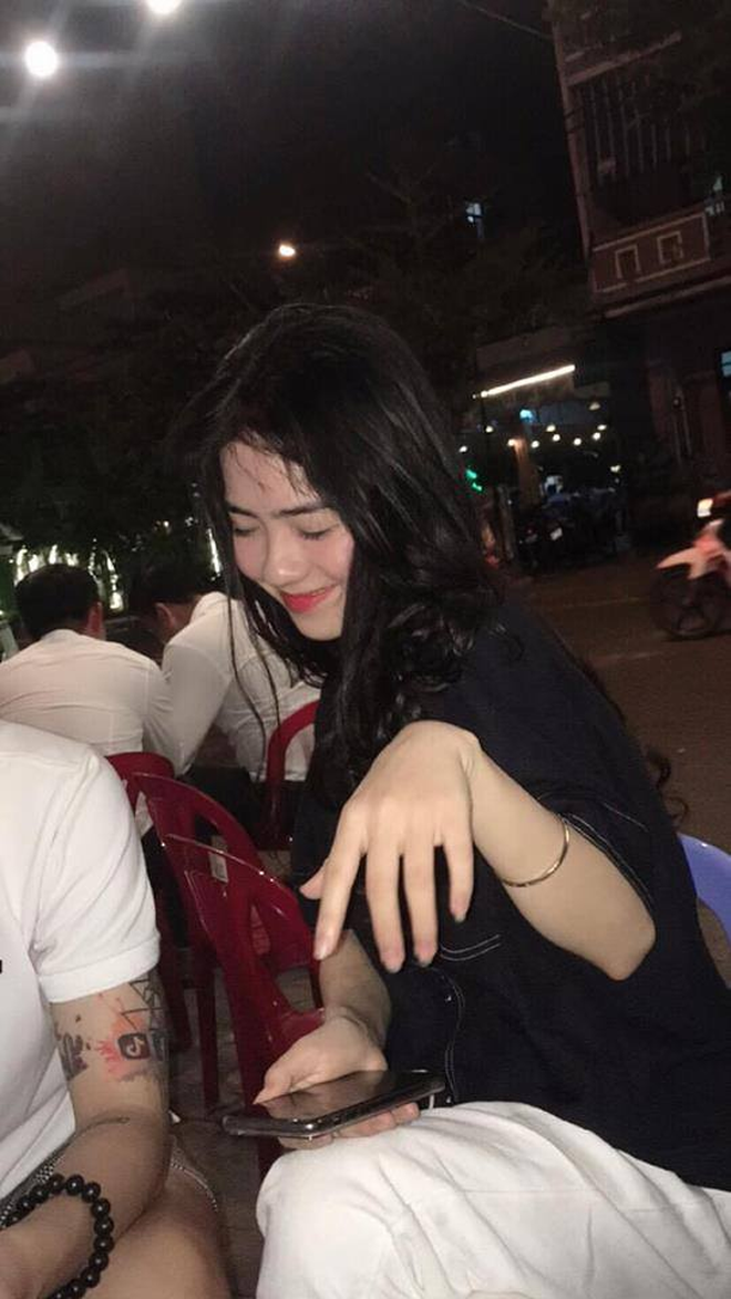 Hội girl xinh 2000 mới nổi: Người nhan sắc tựa nàng thơ, người được cả báo nước ngoài gọi tên - Hình 13