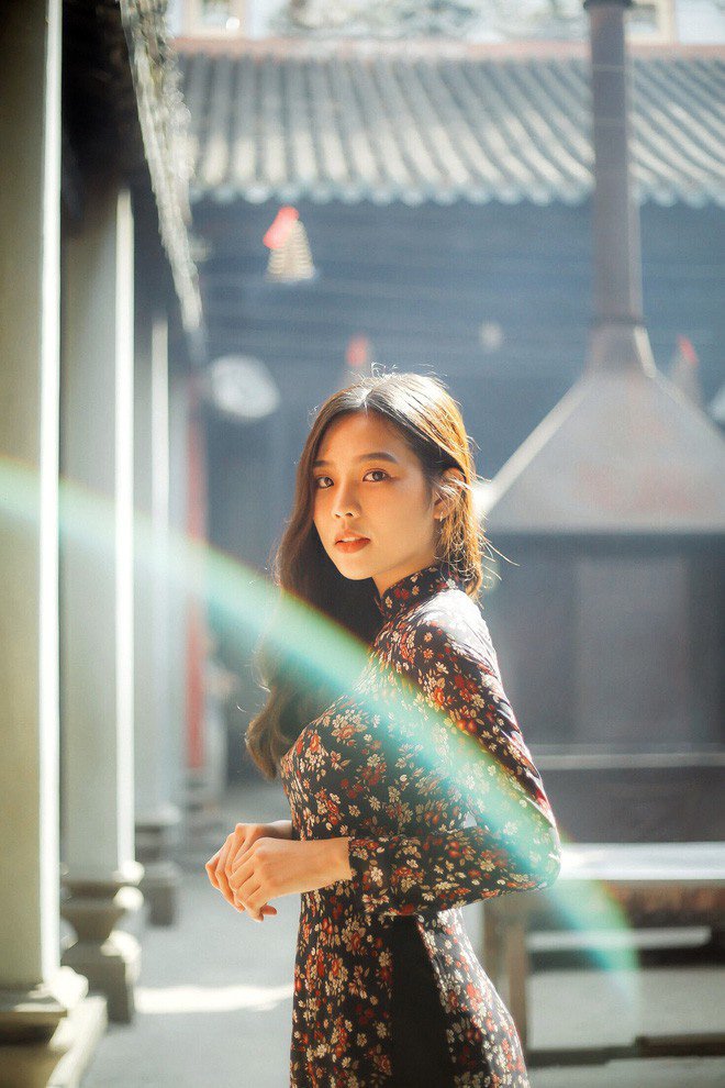 Hội girl xinh 2000 mới nổi: Người nhan sắc tựa nàng thơ, người được cả báo nước ngoài gọi tên - Hình 9