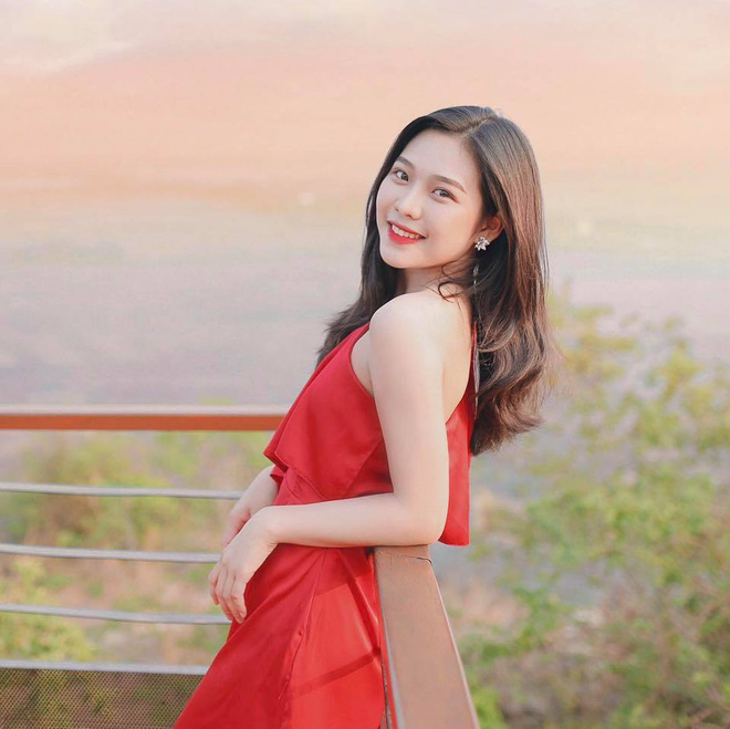 Hội girl xinh 2000 mới nổi: Người nhan sắc tựa nàng thơ, người được cả báo nước ngoài gọi tên - Hình 7