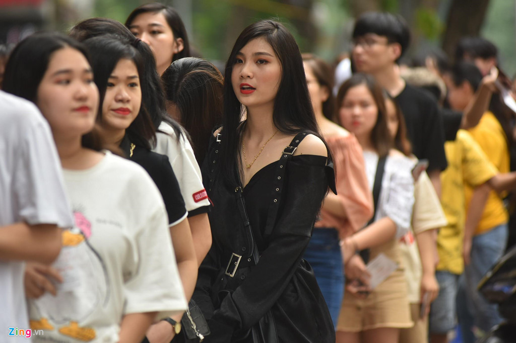 Hương Tràm khóc nhiều khi nói lời chia tay khán giả - Hình 11