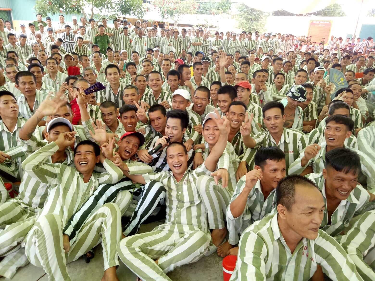 Lý do Quách Tuấn Du mặc đồ phạm nhân để hát ở trại giam - Hình 1