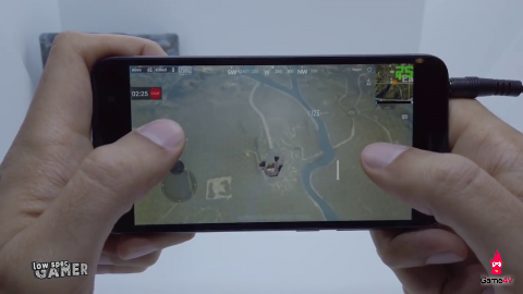 Redmi Go: Smartphone giá bèo chiến được cả PUBG Mobile Lite - Hình 4