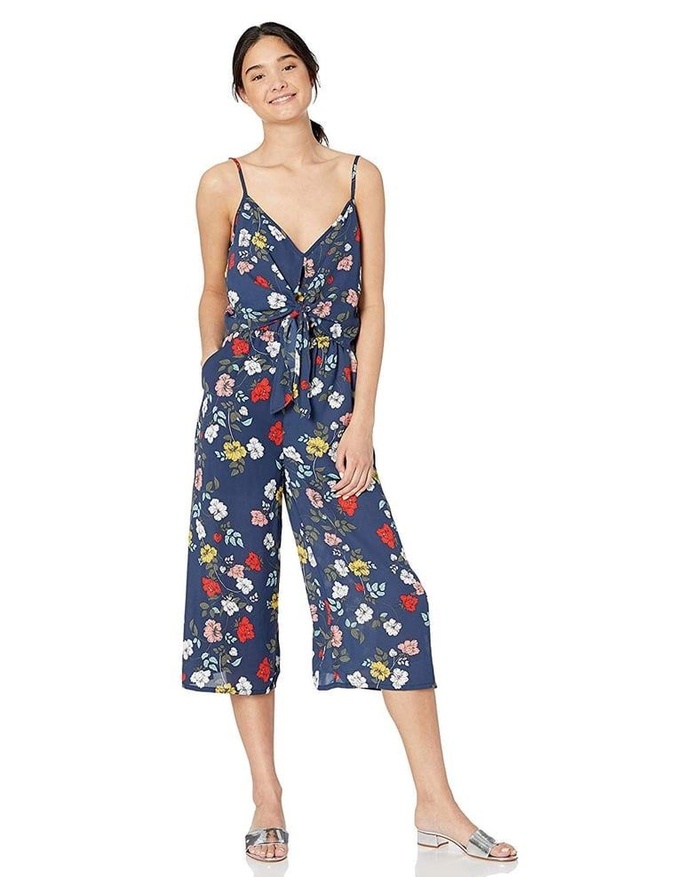 Mùa hè nhất định phải có jumpsuit để chụp cả nghìn kiểu ảnh sống ảo cực đẹp - Hình 6