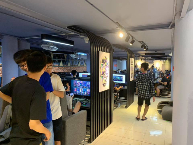 Không chịu thua kém game thủ Hà Nội, anh em Thanh Hóa khiến KOW Gaming Center quá tải ngay trong dịp khai trương - Hình 8