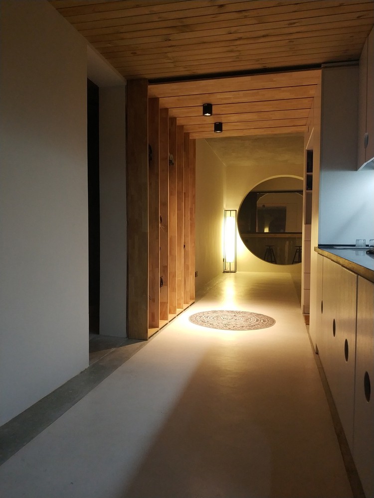 Căn hộ 71m gây thương nhớ với vẻ đẹp thân quen và bình dị của gỗ - Hình 13