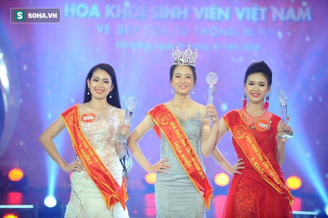 Được truy tìm sau bức ảnh mặc bikin.i, cô gái còn khiến dân mạng sốc vì thành tích khủng - Hình 8