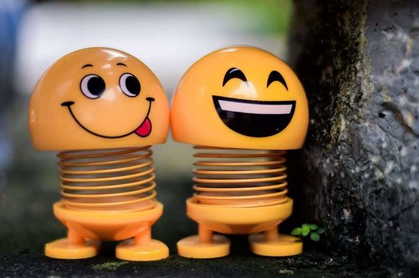 Giải mã cơn sốt lò xo mặt cười - món đồ chơi được người người, nhà nhà săn lùng mùa hè này - Hình 9