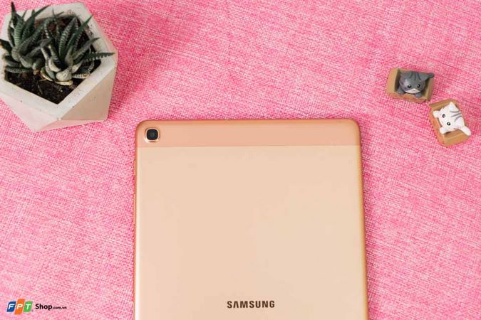 Nếu muốn mua tablet trong năm 2019 này thì bạn nên chọn Galaxy Tab A 10.1 - Hình 2