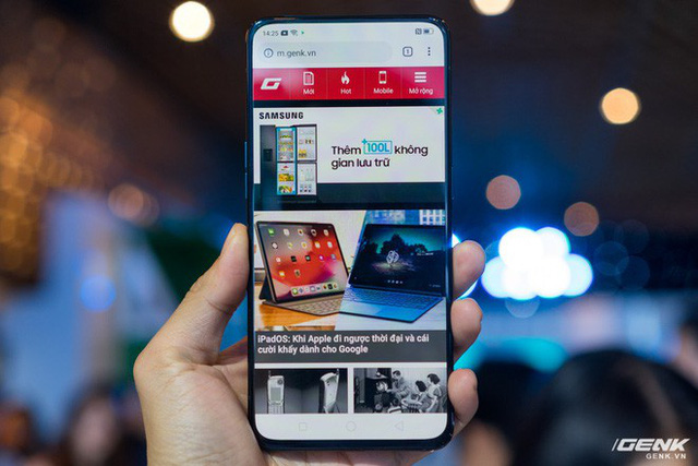 Loạt smartphone màn hình không khiếm khuyết lý tưởng với game thủ nửa đầu 2019 - Hình 3