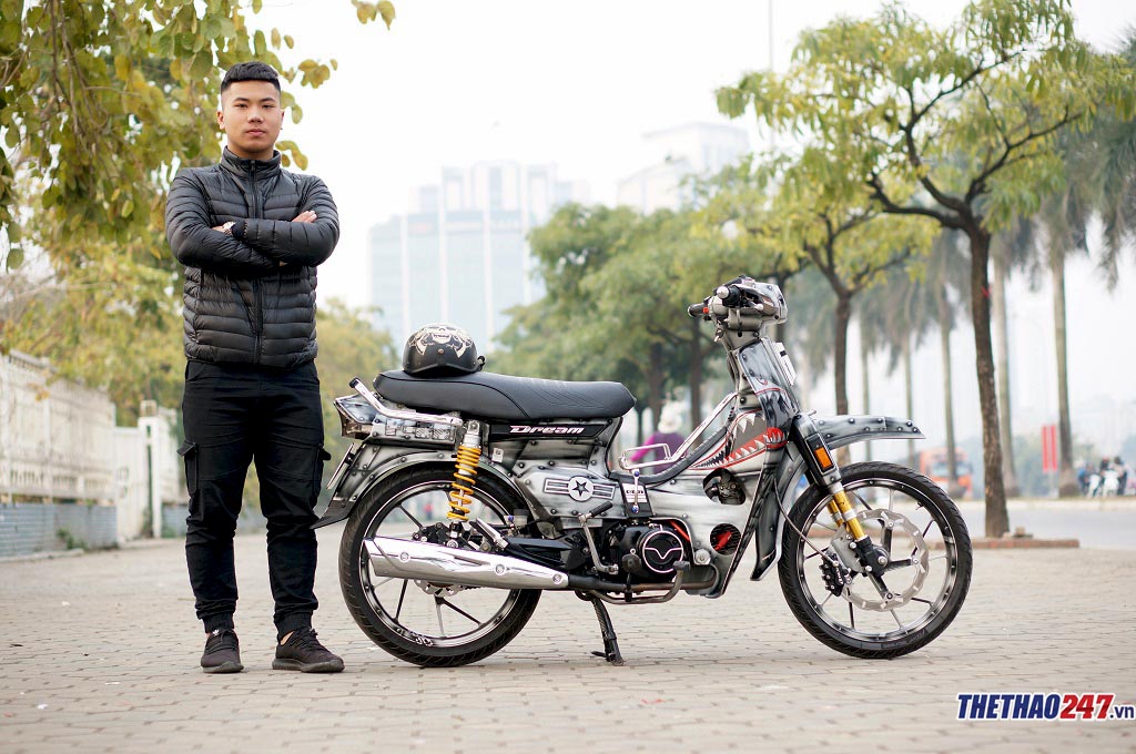Chàng Trai 9X Hà Nội Độ Honda Dream Độc Nhất Việt Nam - Xe Máy - Việt Giải  Trí