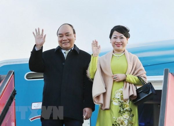 Phát hiện thú vị: Thủ tướng Nguyễn Xuân Phúc thường xuyên mặc tương đồng với phu nhân - Hình 14